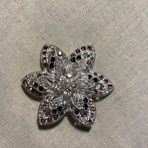 3 tier silver flower brooch